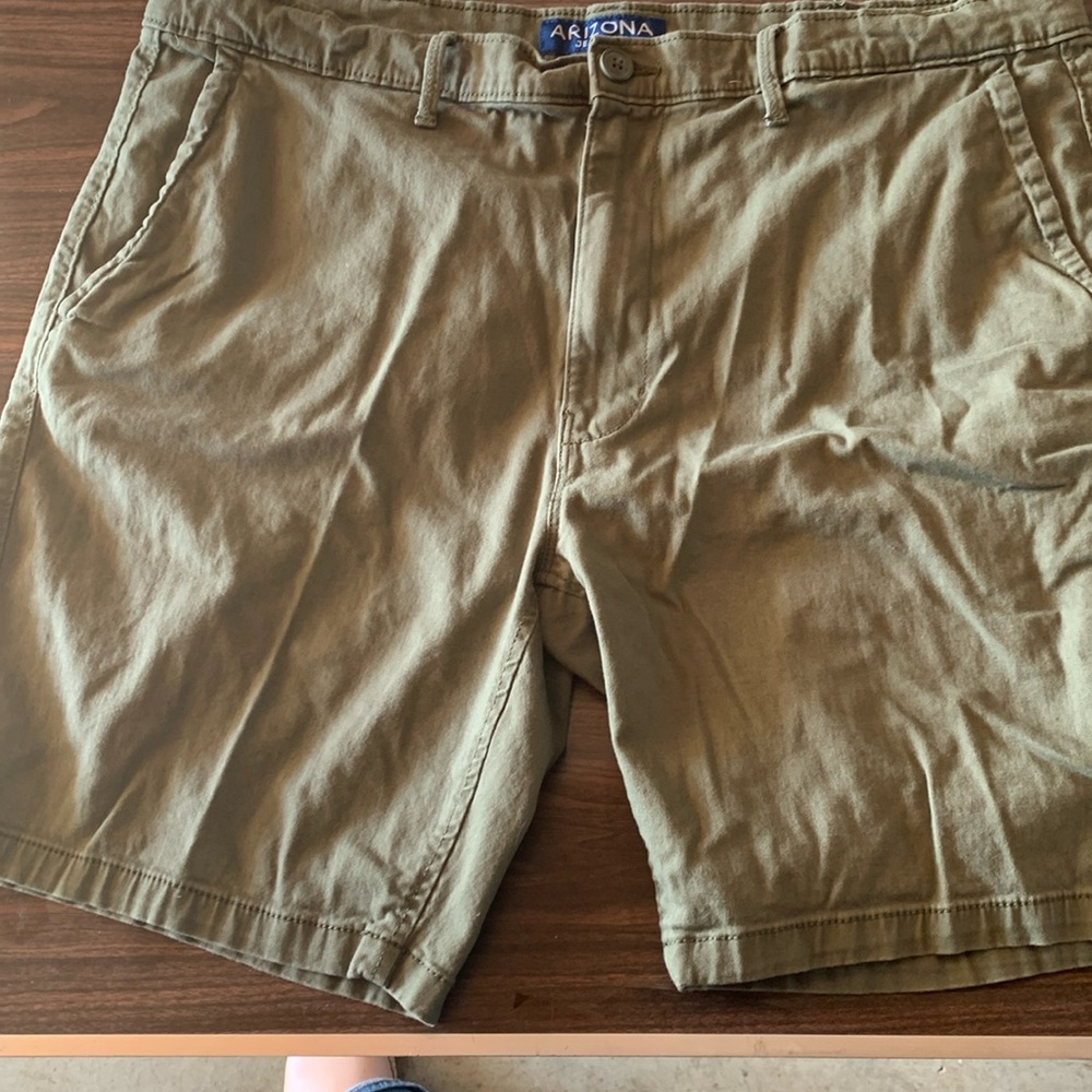 Men’s shorts size 40